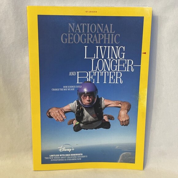 National Geographic January 2023 Living Longer and Better Saving Manatees Skateb - Picture 11 of 11